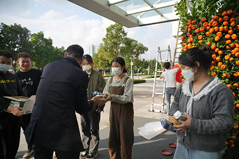 J9����|����վ����