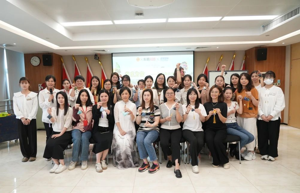 J9����|����վ����